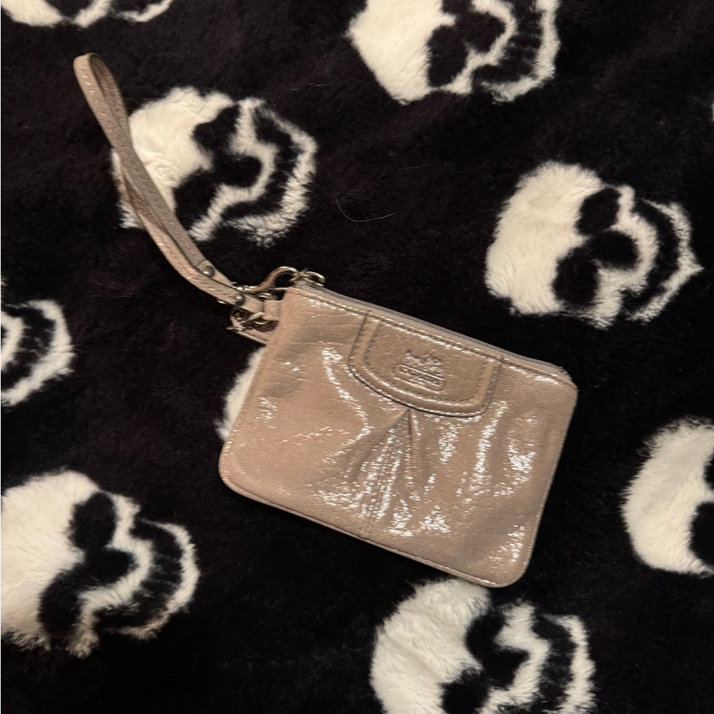 Coach wristlet, never used